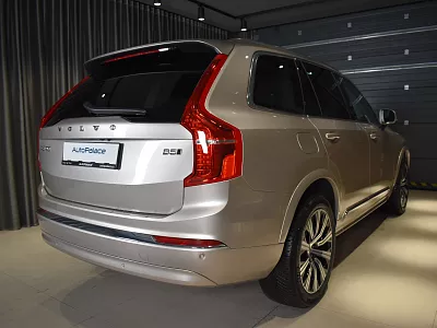 Volvo XC90 B5 AWD Plus 2,0 B5 173 kW automat Bright Dusk