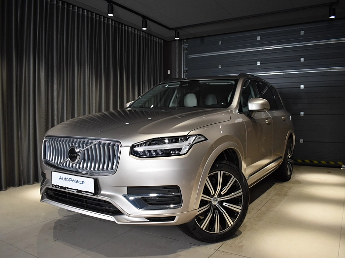 Volvo XC90 B5 AWD Plus 2,0 B5 173 kW automat Bright Dusk