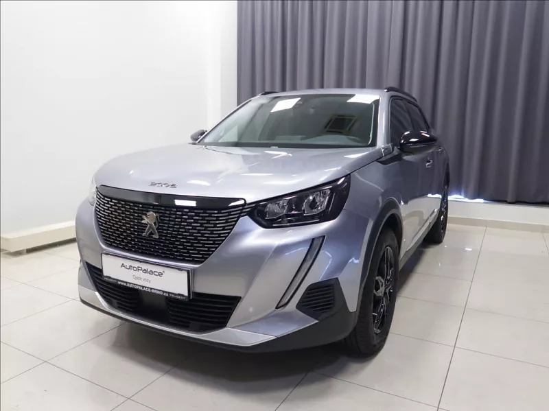 Peugeot 2008 1,2 ALLURE  130  MAN6 96 kW šedá