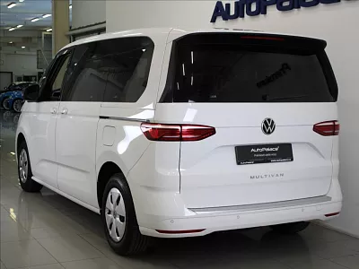 Volkswagen Multivan 2,0 TDi DSG BULLI Tažné 19tkm. 110 kW automat bílá