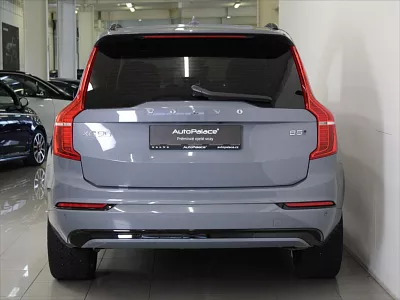 Volvo XC90 2,0 B5 AWD PLUS Dark 7.míst ČR 173 kW automat šedá