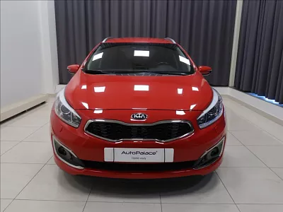 Kia Ceed 1,6 GDi Exclusive SW 99 kW červená