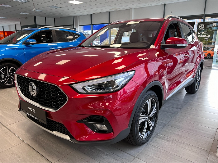 MG ZS 1,5 MT Emotion Plus 1.5 DVVT 78 kW Červená