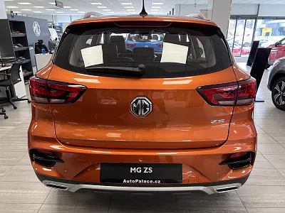 MG ZS 1,5 MT Emotion Plus 1.5 DVVT 78 kW Oranžová