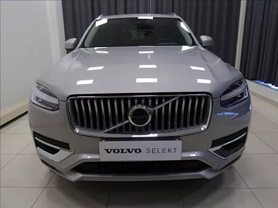 Volvo XC90 2,0 B5 AWD AUT Plus Bright 173 kW automat šedá