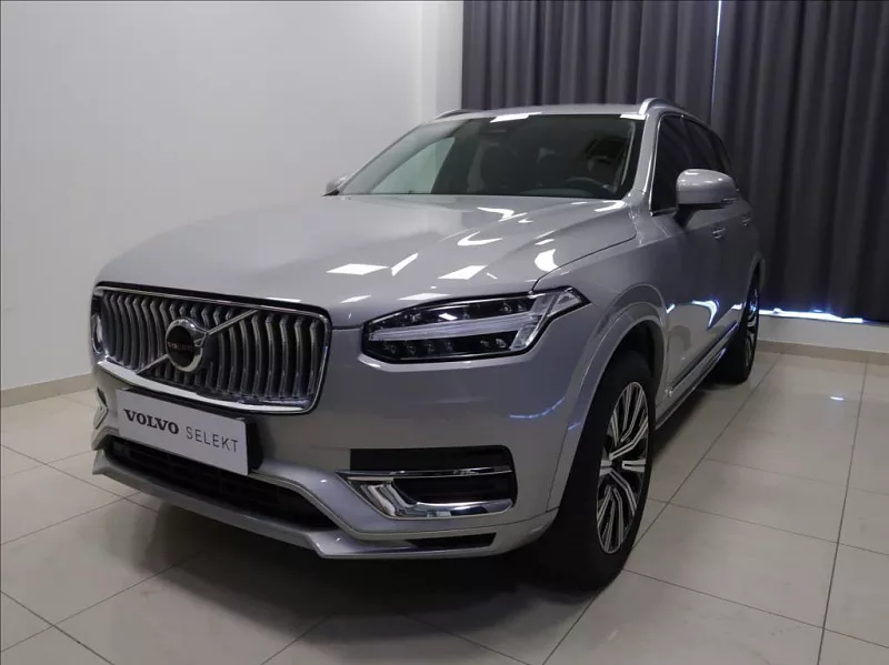 Volvo XC90 2,0 B5 AWD AUT Plus Bright 173 kW automat šedá