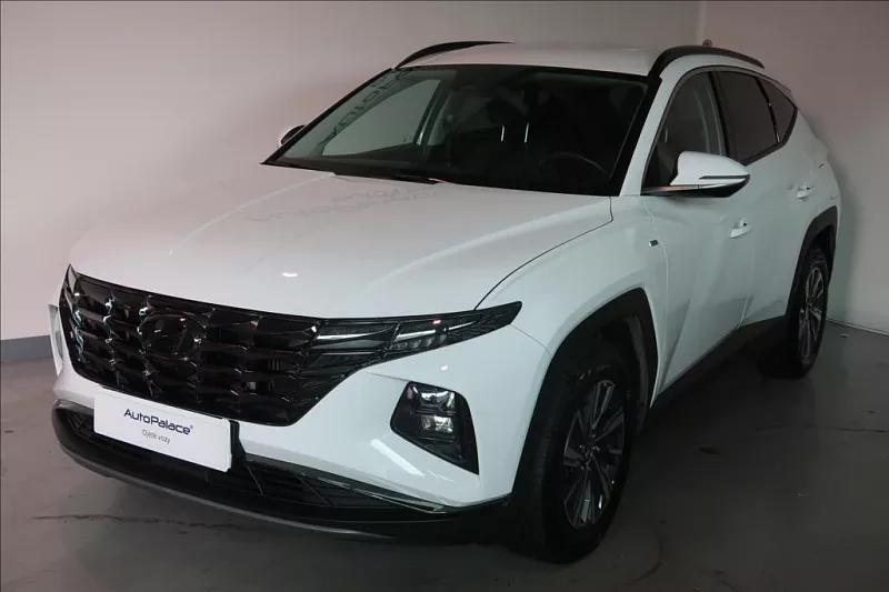 Hyundai Tucson 1,6 T-GDI SMART 1.MAJITEL 110 kW automat bílá