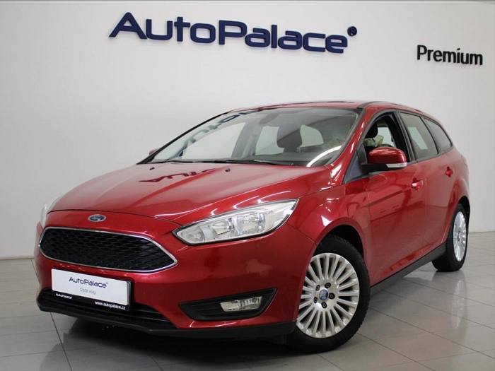 Ford Focus 1,5 TDCi 88kW Titanium NAVI 88 kW červená