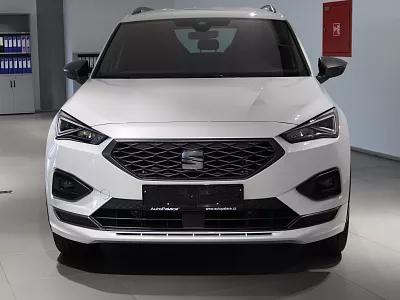 SEAT Tarraco FR 1.5 TSI 150k DSG 1.5 TSI 150k DSG 110 kW automat Oryx bilá