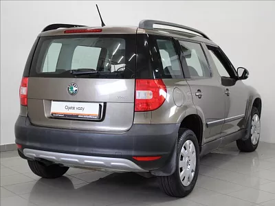 Škoda Yeti 1,2 TSi 77kW 2.maj. 115 750km! 77 kW hnědá