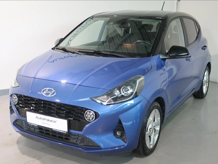 Hyundai i10 1,0 i SMART VYHŘÍVANÁ SEDADLA 49 kW modrá