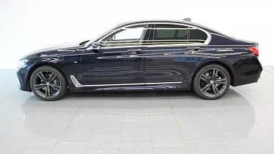 BMW 730d xDrive Limousine 195 kW automat Carbon Black