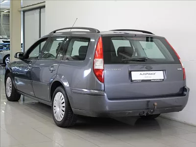 Ford Mondeo 2,0 TDCi MT Titan. TAŽNÉ 2.maj 85 kW šedá