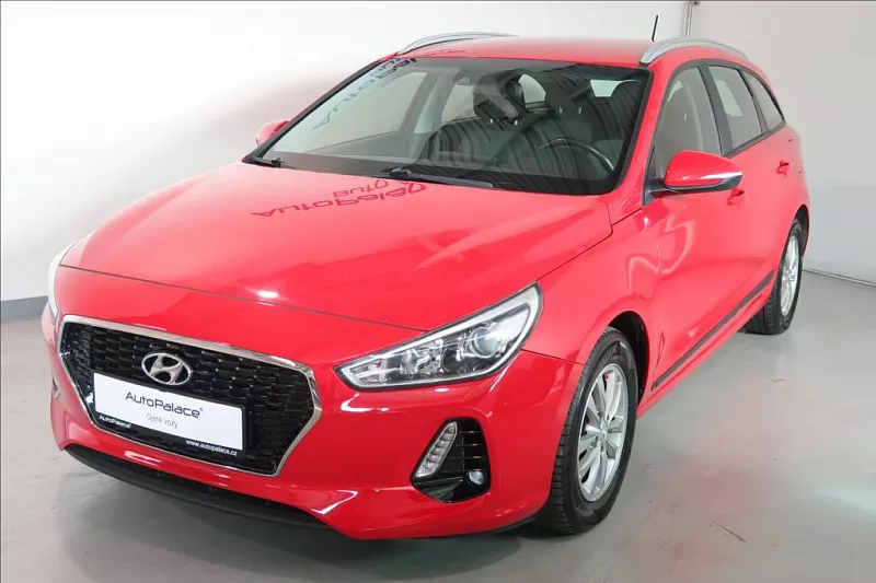 Hyundai i30 1,0 T-GDI Best of Czech kombi 88 kW červená