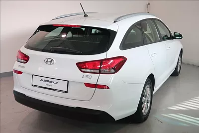 Hyundai i30 1,0 T-GDI Best of Czech kombi 88 kW bílá