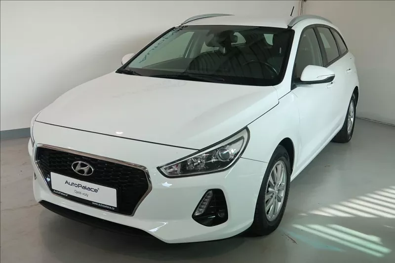 Hyundai i30 1,0 T-GDI Best of Czech kombi 88 kW bílá