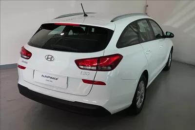 Hyundai i30 1,0 T-GDI Best of Czech kombi 88 kW bílá