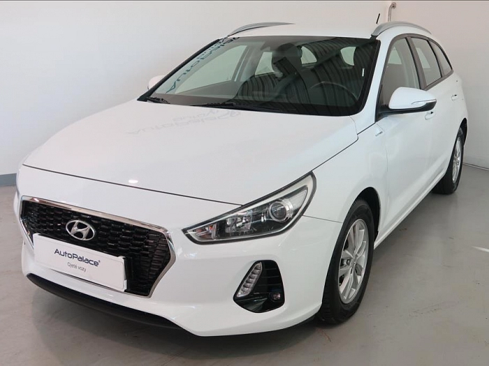 Hyundai i30 1,0 T-GDI Best of Czech kombi 88 kW bílá