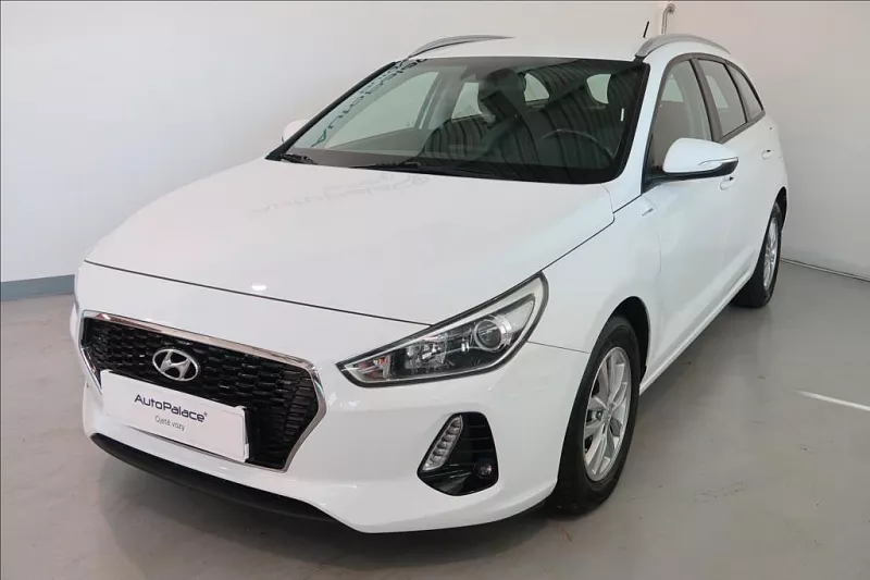 Hyundai i30 1,0 T-GDI Best of Czech kombi 88 kW bílá