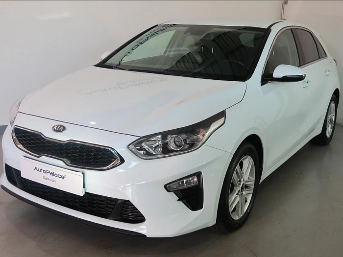 Kia Ceed 1,5 T-GDI 118kW Exclusive DCT 117 kW automat bílá