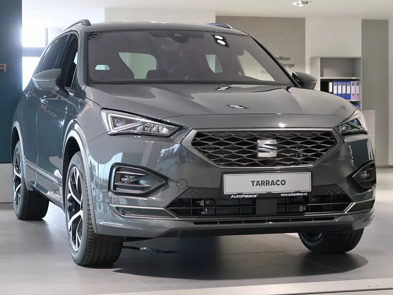 SEAT Tarraco FR 2.0 TDI 200k DSG 4WD 2.0 TDI 200k DSG 147 kW automat Urano šedá