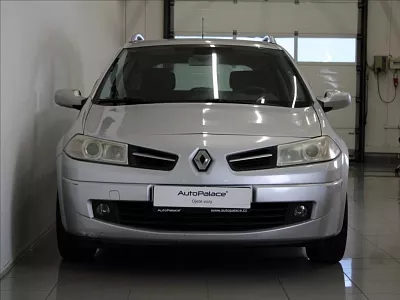 Renault Mégane 1,4 16V 72kW 2.maj.ČR Nové STK 72 kW stříbrná metalíza