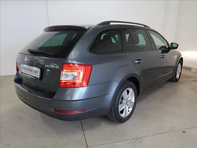 Škoda Octavia 1,6 TDI 85kW ČR 1.majitel DPH 85 kW šedá