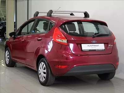 Ford Fiesta 1,2 i 44kW KLIMA 1.majitel ČR 44 kW fialová