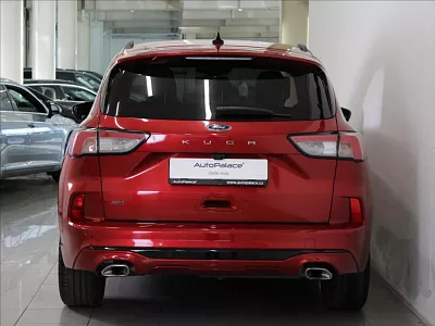 Ford Kuga 2,0 TDCi 140kW 4x4 ST 1.maj.ČR 140 kW automat červená