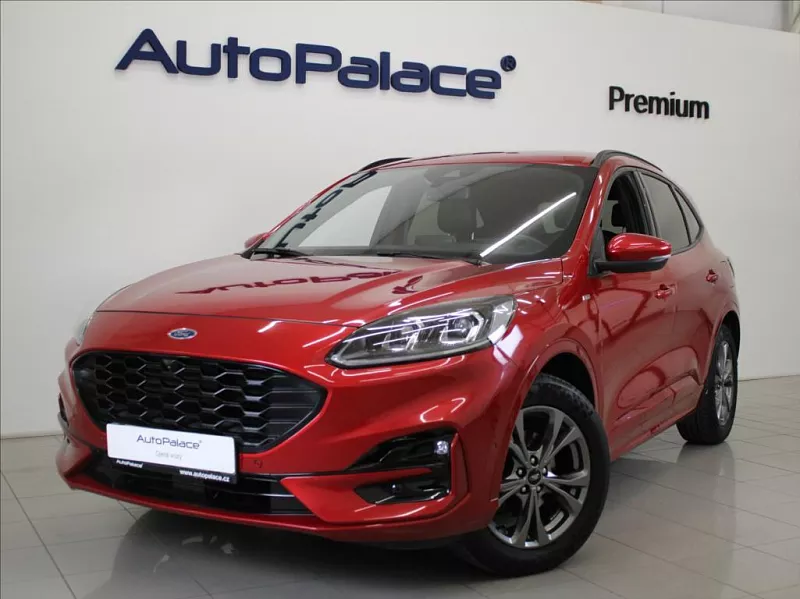 Ford Kuga 2,0 TDCi 140kW 4x4 ST 1.maj.ČR 140 kW automat červená