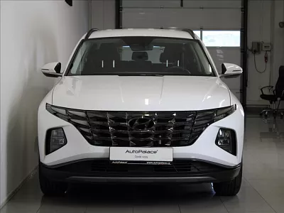 Hyundai Tucson 1,6 T-GDi 110kW MT 20 710 km 110 kW bílá