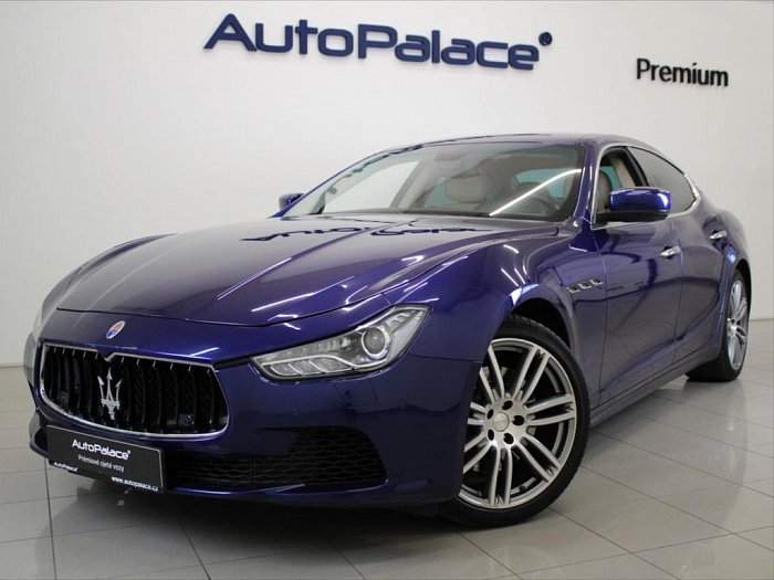 Maserati Ghibli 3,0 SQ4 302kW Ventilace Bowers 302 kW automat modrá