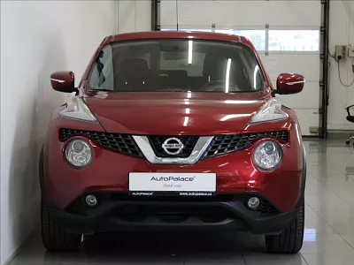 Nissan Juke 1,2 DIG-T Acenta 1.majitel ČR 85 kW červená