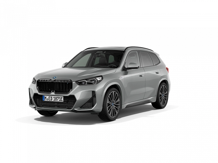 BMW iX1 xDrive30 225 kW automat Space silver metallic