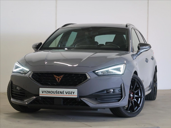 CUPRA Leon 2,0 TSI 228kW 4x4 Beats Pano 228 kW automat šedá