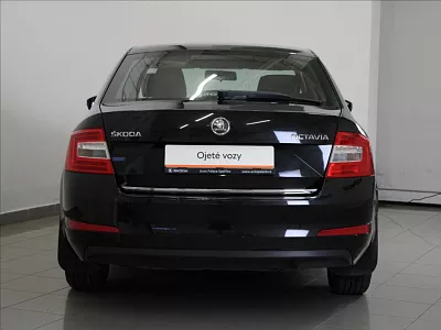 Škoda Octavia 1,2 TSi 77kW Ambi.92tkm 1.maj. 77 kW černá