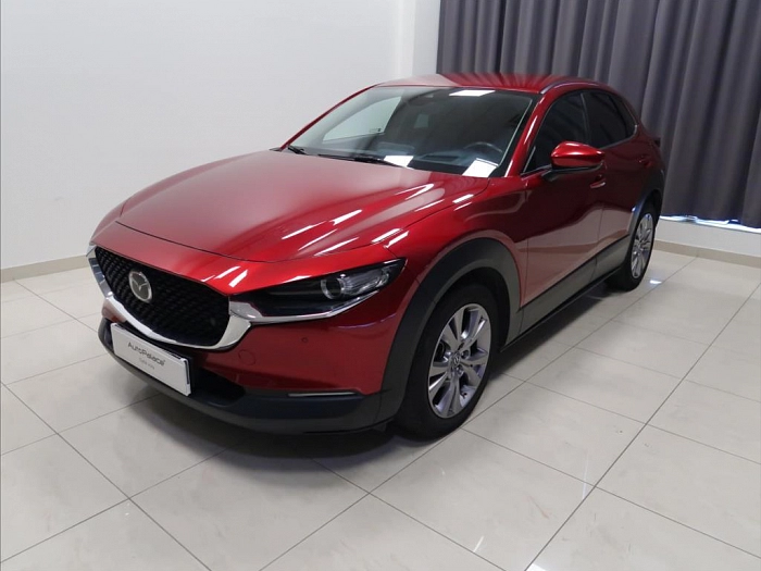 Mazda CX-30 2,0 e-Skyactiv G122 90 kW červená