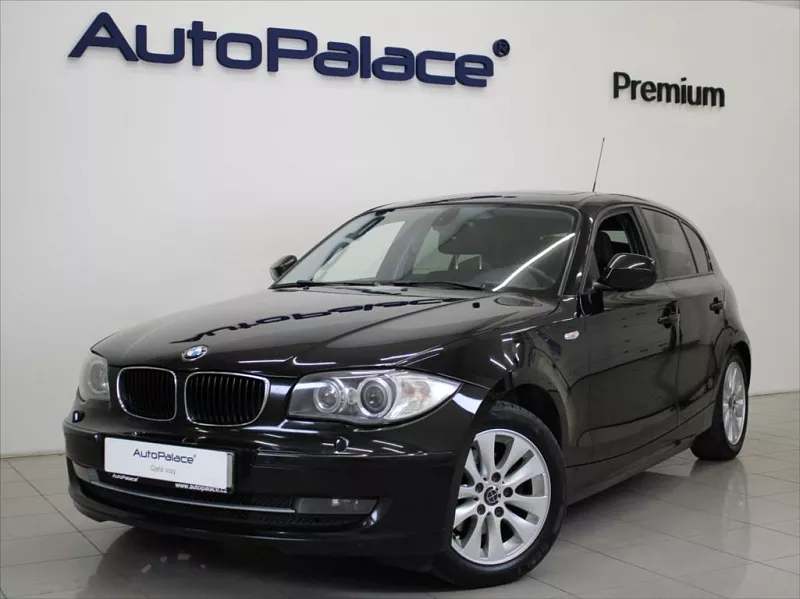 BMW 1 2,0 118d 105kW MT Xenon Pano 105 kW černá