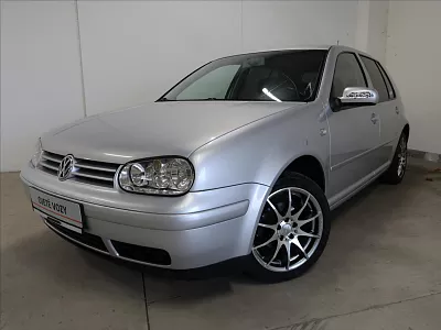 Volkswagen Golf 1,4 PACIFIC 55 kW šedá metalíza