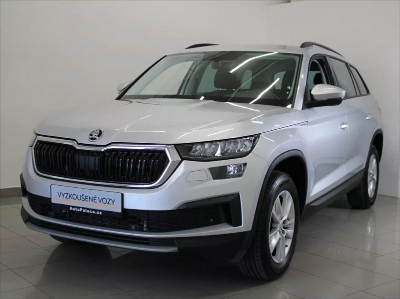 Škoda Kodiaq 2,0 TDi DSG 4x4 5L-Zár. Tažné 110 kW automat šedá