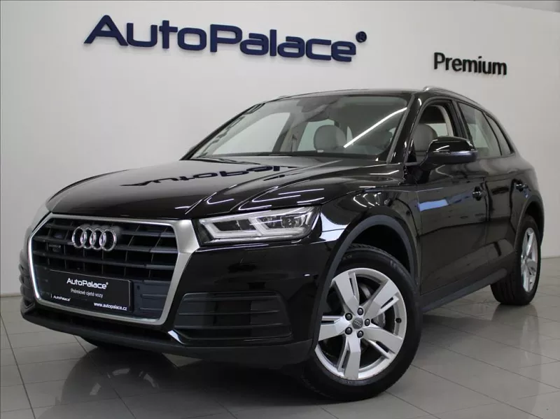 Audi Q5 2,0 40TDi 4x4 Bezklíč 56tkm.ČR 140 kW automat černá