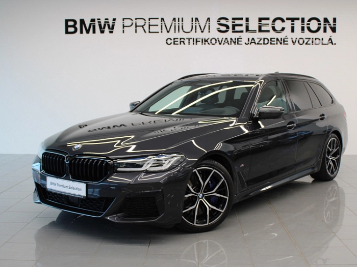 BMW 530d xDrive Touring 210 kW automat sophisto-grau brillant metallic