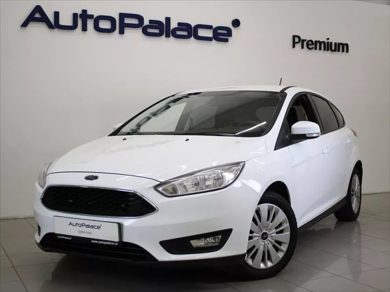 Ford Focus 1,6 i 77kW 1.majitel.ČR 56tkm! 77 kW bílá