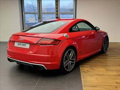 Audi TTS 2,0 TFSI S-tronic quattro 228 kW automat červená