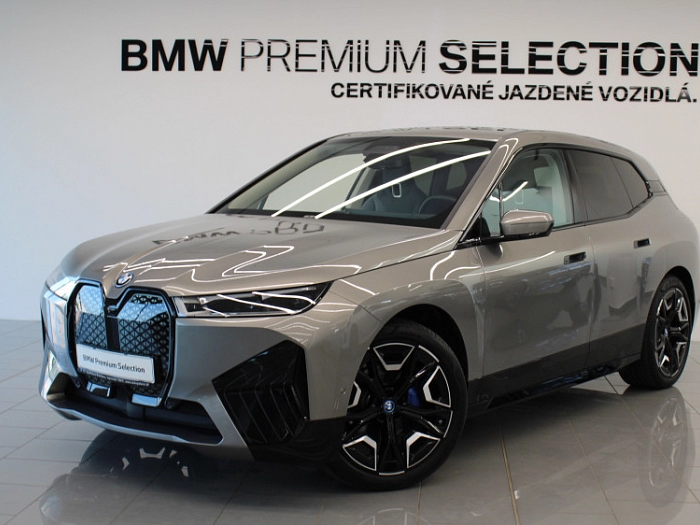 BMW iX xDrive40 240 kW automat Oxide grey II metallic