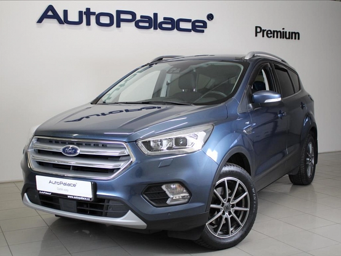 Ford Kuga 1,5 EB AT Titanium 1.maj. ČR 110 kW automat modrá