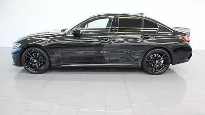 BMW 320i xDrive Sedan 135 kW automat Black Sapphire Metallic