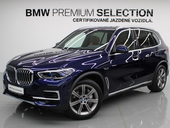 BMW X5 xDrive45e 290 kW automat Tanzanite Blue II