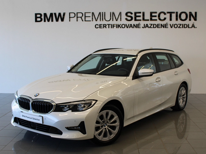 BMW 320d xDrive Touring 140 kW automat Mineral White