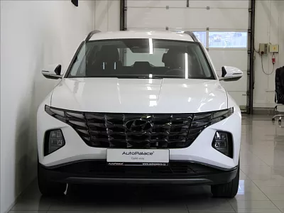 Hyundai Tucson 1,6 TGDi 110kW MT 25 880 km 110 kW bílá